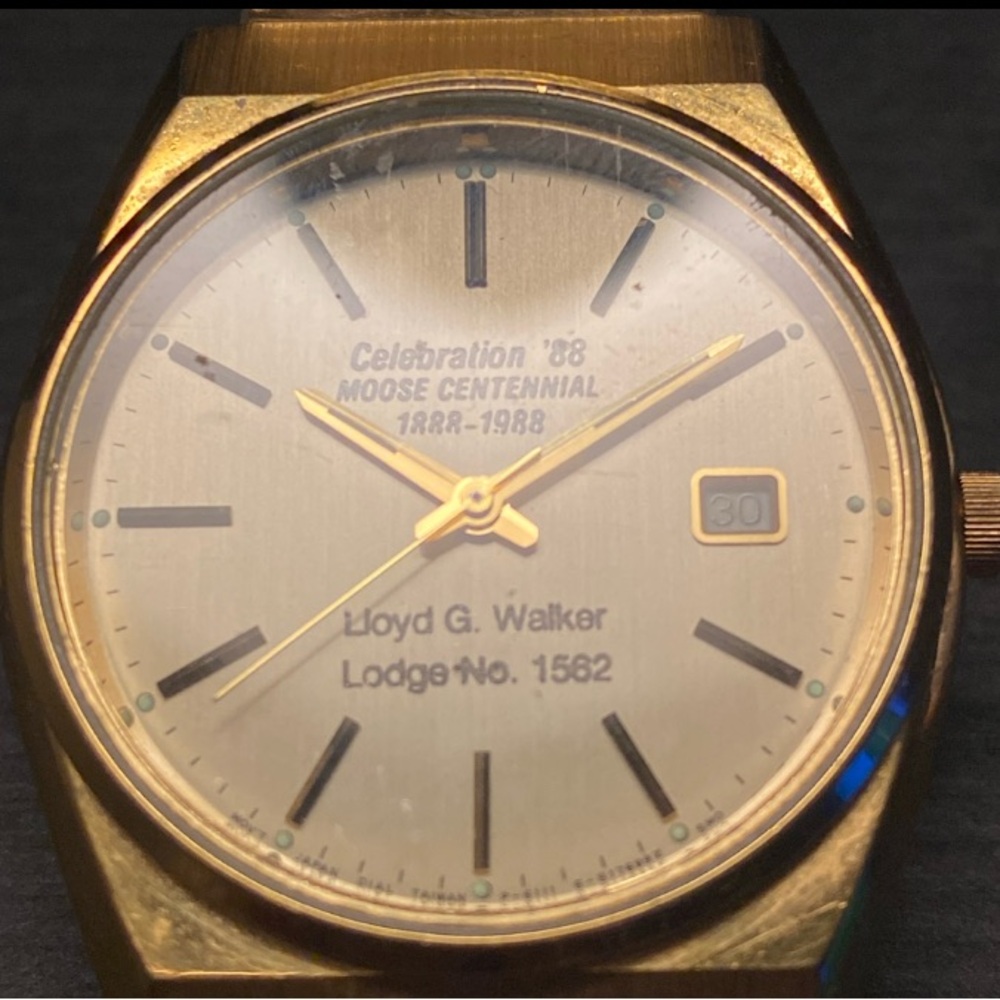 Vintage Citizen Quartz Mens Watch, Stainless Steel, Classic